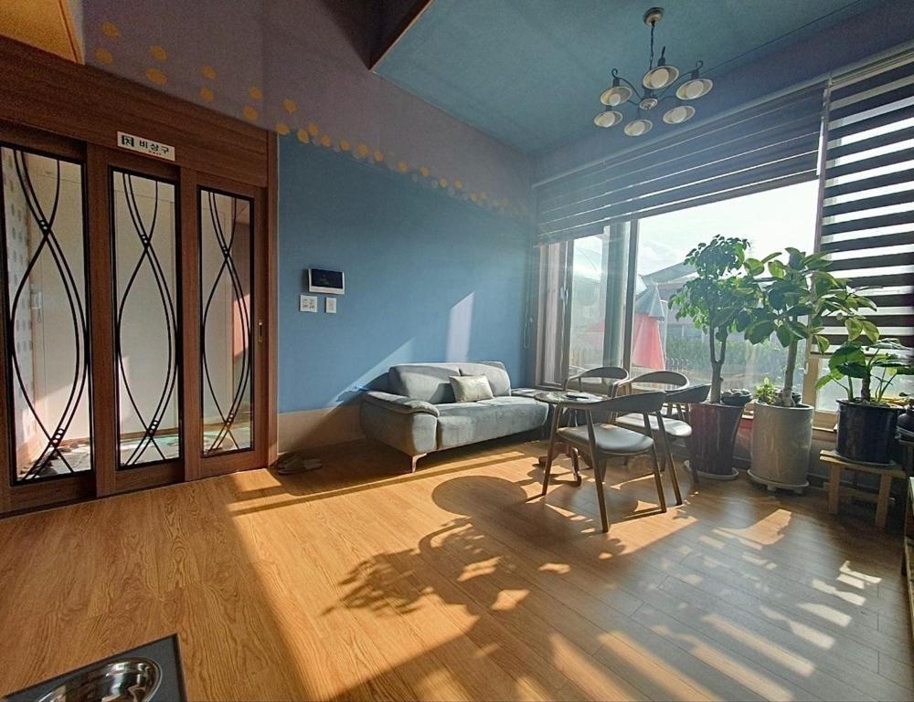 Yeoncheon Jjongi And Mary Pet Friendly Pension Vila Quarto foto