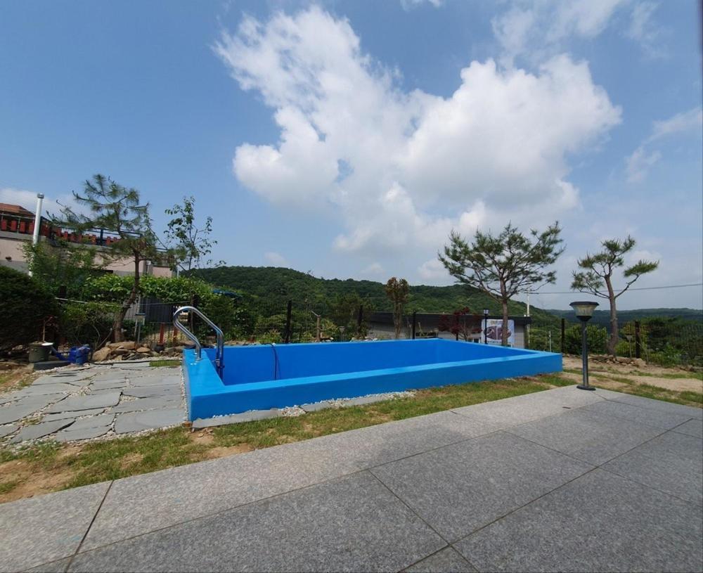 Yeoncheon Jjongi And Mary Pet Friendly Pension Vila Quarto foto